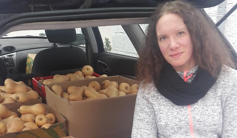 Eine Wagenladung voller Kürbisse: Beim Abholen der Lebensmittel ist Denise Sendelbach oft auf ein großes Auto angewiesen.&nbsp; &nbsp;