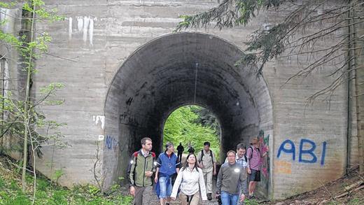 Nackter Beton: Nicht alle Bauwerke der Strecke 46 wurden mit Sandstein verkleidet.