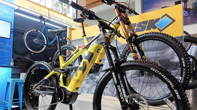 Die meisten Neuerungen kommen auch heuer wieder aus dem Bereich Mountainbike. Die meisten Neuerungen kommen auch heuer wieder aus dem Bereich Mountainbike.