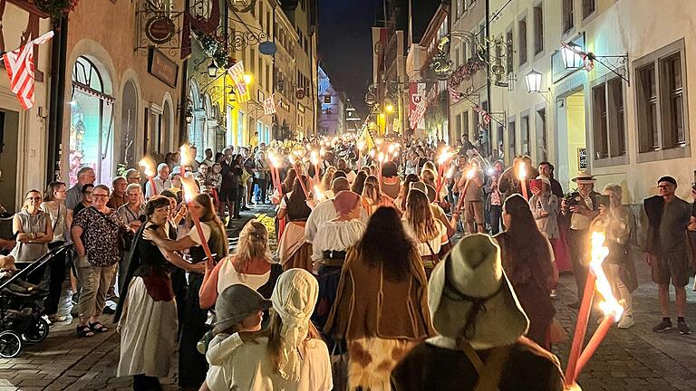 Die Reichsstadt-Festtage im September sind in Rothenburg ob der Tauber ein Höhepunkt im Veranstaltungsjahr. Die Reichsstadt-Festtage im September sind in Rothenburg ob der Tauber ein Höhepunkt im Veranstaltungsjahr. 