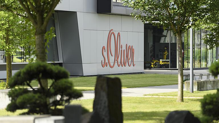 Die 1300 Beschäftigten des Modekonzerns s.Oliver in Rottendorf haben jetzt einen Betriebsrat. Das war zuletzt ein kontrovers diskutiertes Thema gewesen. Die 1300 Beschäftigten des Modekonzerns s.Oliver in Rottendorf haben jetzt einen Betriebsrat. Das war zuletzt ein kontrovers diskutiertes Thema gewesen.