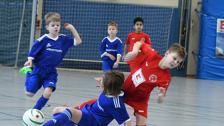 Dreikönigsturnier Reiterswiesen       -  Impressionen vom Dreikönigsturnier des TSV Reiterswiesen in der Bad Kissinger Bayernhalle.