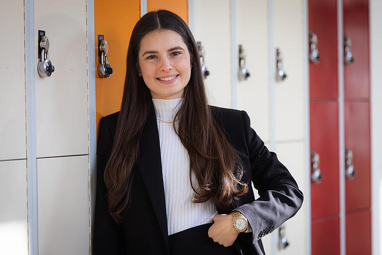 Elisa Weigl&nbsp; hat festgestellt, dass die Modebranche ziemlich von Männern dominiert wird.
