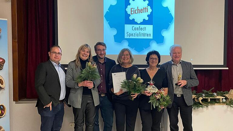 Im Bild (von links): Florian Kraus (Assistent der Geschäftsleitung), Anja Clemens, Tobias Stäblein, Gabi Müller, Irmgard Kraus und Günther Kraus (geschäftsführender Gesellschafter Eichetti).