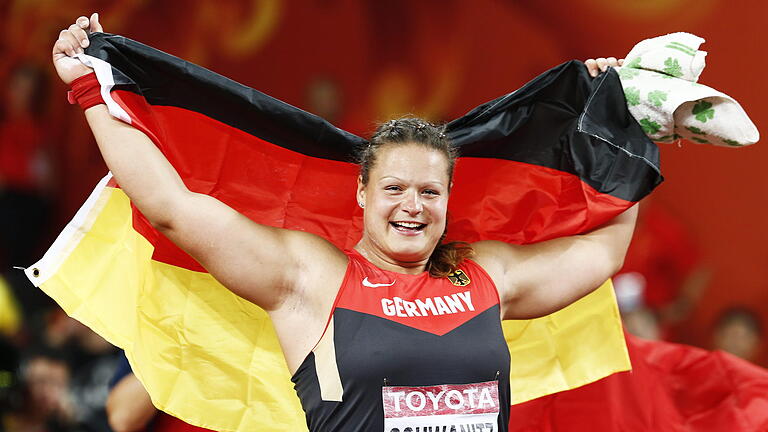 Christina Schwanitz gewinnt Gold       -  Christina Schwanitz gewinnt Gold