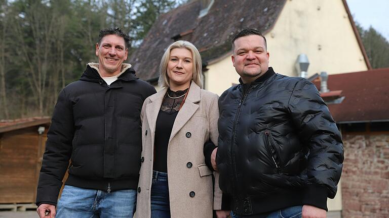 Sie sind künftig als Team in der Kartause Grünau am Start: Sven Pfister, Alexandra Kellner-Pfister und Artjom Abt.