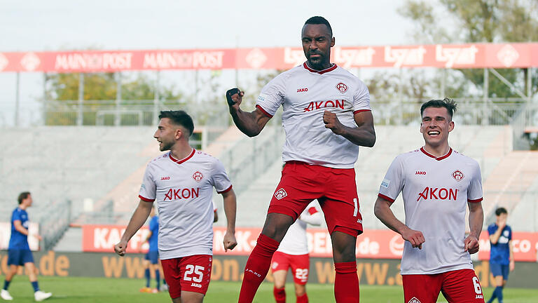 Gibt es für die Würzburger Kickers im Franken-Derby gegen den 1. FC Nürnberg II Grund zum Jubeln?