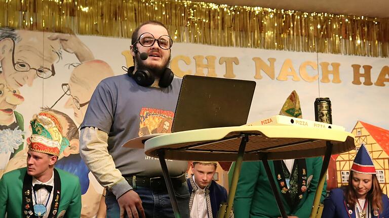 IT-Spezialist Frederick Tarolli hatte so manchen Fachbegriff aus der Computersprache auf Lager. IT-Spezialist Frederick Tarolli hatte so manchen Fachbegriff aus der Computersprache auf Lager.