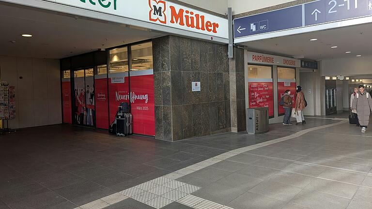 Am Hauptbahnhof in Würzburg eröffnete im März eine neue Rossmann-Filiale. Am Hauptbahnhof in Würzburg eröffnete im März eine neue Rossmann-Filiale.