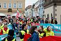 Warnstreik in Kliniken und Pflegeeinrichtungen: Das Pflegepersonal des Schweinfurter Leopoldina-Krankenhauses ist für mehr Geld auf die Straße gegangen.