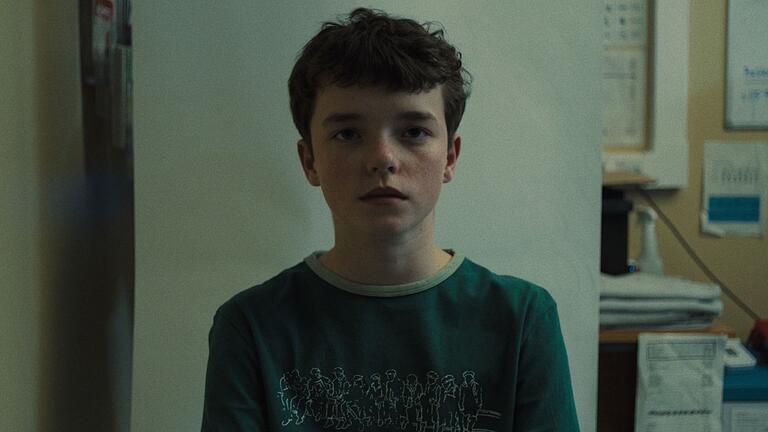 Streaming: Netflix-Serie 'Adolescence'       -  Owen Cooper spielt Jamie Miller in der britischen Netflix-Serie &bdquo;Adolescence&rdquo;. Die vierteilige Serie ist seit fast vier Wochen (13.3.) auf Netflix verfügbar.