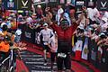 Nach 9:50:19 Stunden überquert Dominik Renninger aus Bad Kissingen die Ziellinie beim Ironman auf Hawaii.