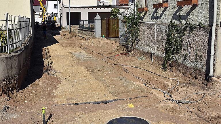 In der Gleißnergasse in Wülflingen finden momentan die Arbeiten zur Auskofferung statt.