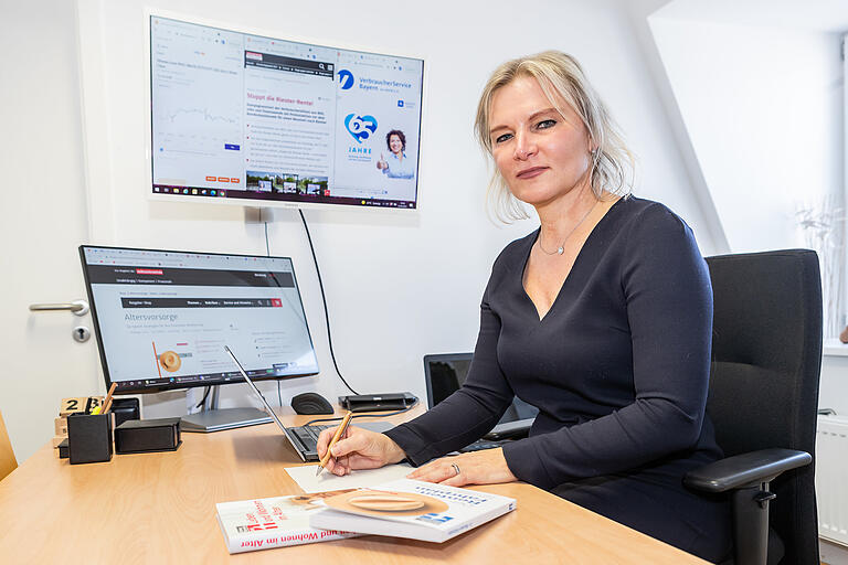 Finanzberaterin Judit Maertsch vom VerbraucherService Bayern in Würzburg hält den Versorgungsausgleich für 'relativ gerecht'. Finanzberaterin Judit Maertsch vom VerbraucherService Bayern in Würzburg hält den Versorgungsausgleich für 'relativ gerecht'.