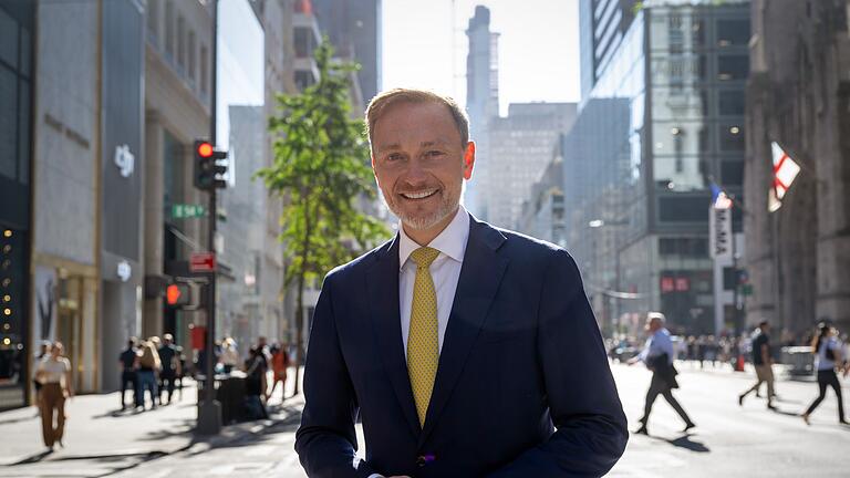 Bundesfinanzminister Lindner in den USA       -  Lindner ist für Gespräche mit Unternehmern in New York und reist dann zum Internationalen Währungsfonds nach Washington weiter.