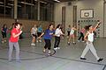 Zumba ist bei der DJK Nüdlingen äußerst beliebt. Im Bild: Sandrine Mokoyoko tanzt mit den Nüdlinger Frauen. Archiv/Sabine Herteux       -  Zumba ist bei der DJK Nüdlingen äußerst beliebt. Im Bild: Sandrine Mokoyoko tanzt mit den Nüdlinger Frauen. Archiv/Sabine Herteux