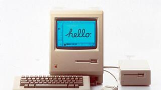 25 Jahre Apple Mcintosh - der erste Mac       -  ... aber technisch ähnliche Apple Macintosh, der am 24. Januar 1984 von Steve Jobs der Öffentlichkeit vorgestellt wurde.