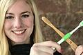 Drei Wochen will ich ohne Plastikmüll leben. Dafür muss die Plastik-Zahnbürste gegen eine plastikfreie eingetauscht werden.