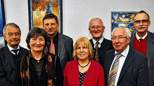 Trägerschaftswechsel im Schifferkinderheim: Unser Bild zeigt (von links) Erwin Kohorst, Herta Eissner, Manfred Dallner, Karin Scheubner, Rudi Weber, Herbert Reiß und Johannes Solger. Trägerschaftswechsel im Schifferkinderheim: Unser Bild zeigt (von links) Erwin Kohorst, Herta Eissner, Manfred Dallner, Karin Scheubner, Rudi Weber, Herbert Reiß und Johannes Solger.