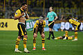 Borussia Dortmund - VfB Stuttgart.jpeg       -  Dortmunds Nico Schlotterbeck (Mitte) erwischte gegen den VfB Stuttgart keinen guten Tag.