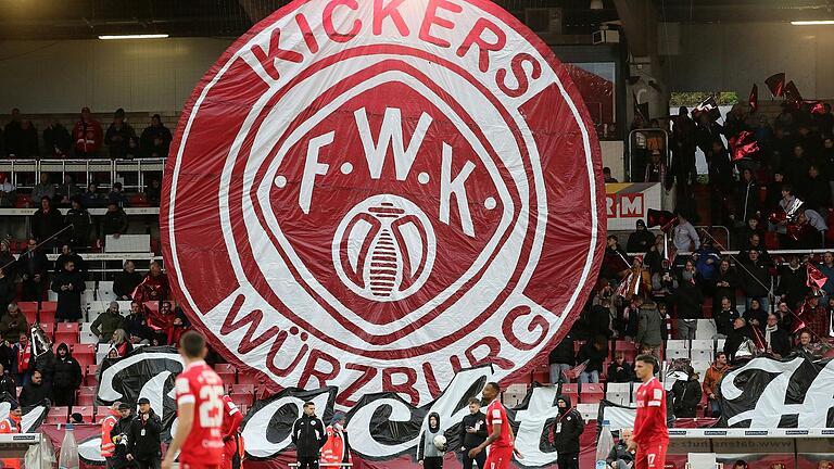 Noch ist völlig offen, auf wen die Würzburger Kickers in den Aufstiegsspielen zur 3. Liga treffen.