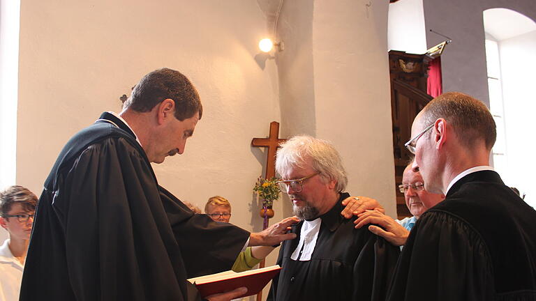 Einführung von Pfarrer 
Friedrich Bodo Bergk in den evangelischen Kirchengemeinden Oberhohenried 
und Römershofen.