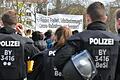 Schon im Frühjahr gab es in Schweinfurt Demonstrationen mit vielen Menschen gegen Corona-Maßnahmen. Unser Foto entstand bei einer angemeldeten Kundgebung der Initiative 'Schweinfurt auf die Straßen' (SWADS) auf dem Volksfestplatz.