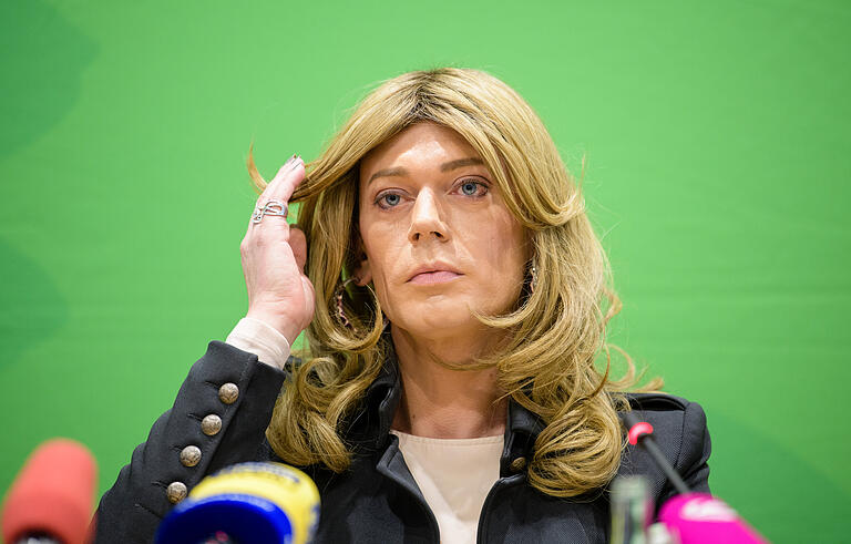 Sie wird am 20. August in Haßfurt zur Bevölkerung und CSD-Community sprechen: Die Bundestagsabgeordnete Tessa Ganserer, hier auf einer Aufnahme von 2019. Sie wird am 20. August in Haßfurt zur Bevölkerung und CSD-Community sprechen: Die Bundestagsabgeordnete Tessa Ganserer, hier auf einer Aufnahme von 2019. 