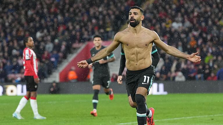 FC Southampton - FC Liverpool - Mann des Spiels: Mohamed Salah traf beim Sieg in Southampton zweimal für Liverpool. FC Southampton - FC Liverpool - Mann des Spiels: Mohamed Salah traf beim Sieg in Southampton zweimal für Liverpool.