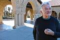 Ein Würzburger in Stanford: Professor Hans Ulrich Gumbrecht an der kalifornischen Universität, an der er seit langem Komparatistik lehrt. Im Dezember erhält der Philosoph und Romanist den Kulturpreis seiner Heimatstadt Würzburg.LAURA TERESA GUMBRECHT