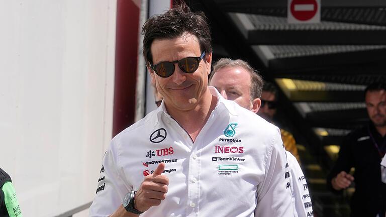 Toto Wolff       -  Er steht voll hinter Kimi Antonelli