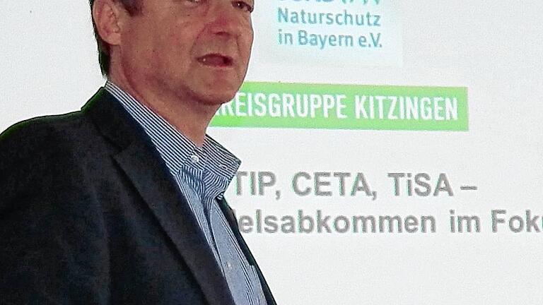 Christian Hierneis vom BN-Landesvorstand informierte über die TTIP-Verhandlungen.