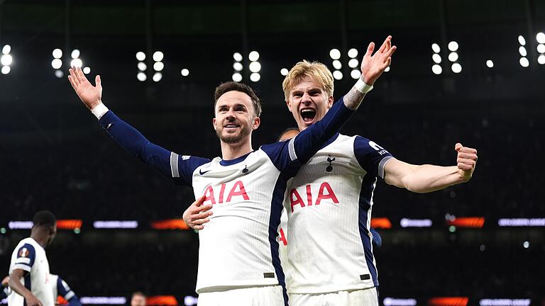 Tottenham Hotspur - AZ Alkmaar       -  Bereit für Frankfurt: James Maddison (l) trifft für Tottenham im Achtelfinale gegen AZ Alkmaar.