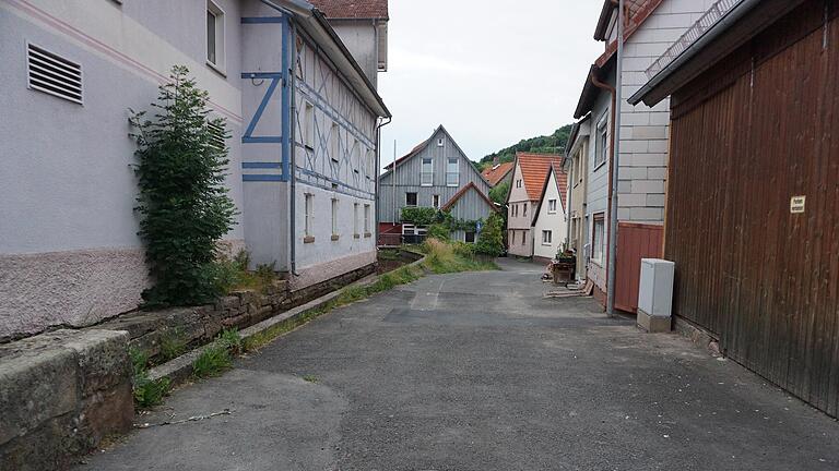Im Gerberzwinger wird Bischofsheims Innenstadtsanierung fortgeführt. Der Grundsatzbeschluss wurde vom Stadtrat hierzu gefasst.