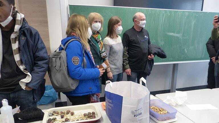 Besuch französischer Studenten an der Realschule.