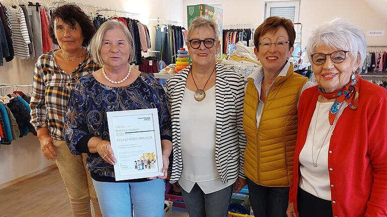Auf dem Foto von links Christine Meixner, Petra Kolitsch (Leiterin), Ilse Brüger, Marlene Neun, Rosi Heßler.