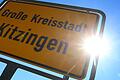 Licht am Horizont? Der Kitzinger Stadtrat hofft auf bessere Jahre nach der Pandemie. Für den aktuellen Haushalt gilt wegen Geldknappheit die Devise: sparen.