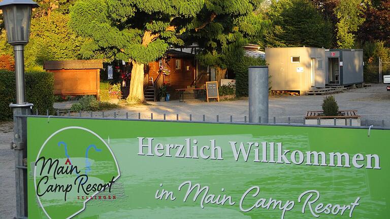 Wie geht es weiter mit dem Zellinger Campingplatz? Der Gemeinderat traf sich in den Ferien eigens zu einer Sondersitzung um über einen Bauantrag zur Ertüchtigung der Sanitäranlagen zu beraten und zu beschließen. Wie geht es weiter mit dem Zellinger Campingplatz? Der Gemeinderat traf sich in den Ferien eigens zu einer Sondersitzung um über einen Bauantrag zur Ertüchtigung der Sanitäranlagen zu beraten und zu beschließen.