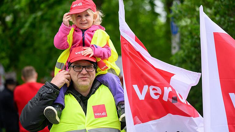 Marco Rüttiger (45) und seine Tochter Emilia. Marco Rüttiger (45) und seine Tochter Emilia.