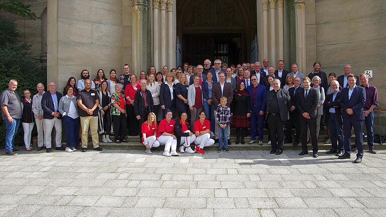 Führungswechsel beim Caritasverband Bad Kissingen - Führungswechsel beim Caritasverband Bad Kissingen Führungswechsel beim Caritasverband Bad Kissingen - Führungswechsel beim Caritasverband Bad Kissingen