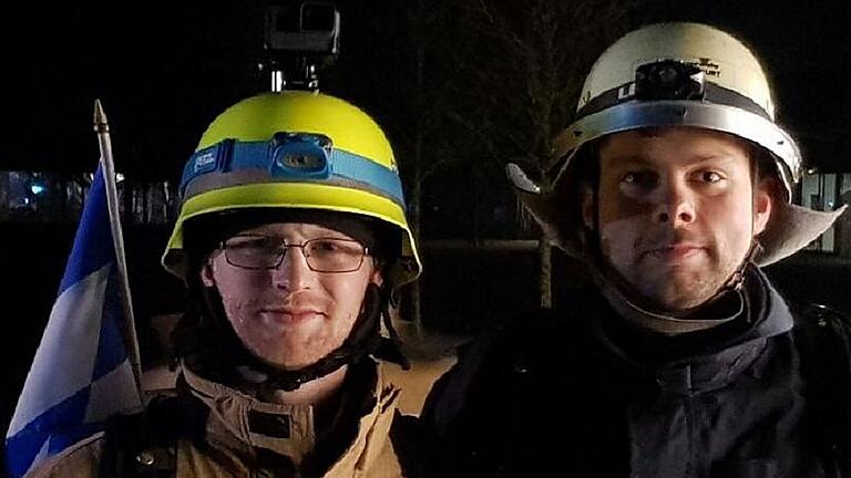 Fabian Blümmert und Patrick Born in voller Montur.