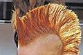 Haare hoch: Typische Punk-Frisuren gibt es heute auch noch vereinzelt, in den 80ern waren sie aber deutlich häufiger.