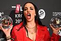 Die Sängerin Juju freut sich bei der Verleihung der 1live Krone 2019 in die Jahrhunderthalle über ihre Preise in den Kategorien 'Beste Single' und 'Beste Künstlerin'. Auch in Karlstadt ist ihre Single 'Vermissen' der am meisten gehörte Song.