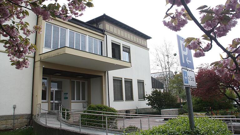 Aus und vorbei: Das Krankenhaus Hofheim ist ab Juli Geschichte.
