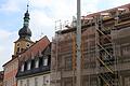 Baustopp am Marktplatz 21 in Kitzingen. Bauunternehmer und Stadtrat Georg Wittmann hat ohne Genehmigung vier Gauben ins Dach des denkmalgeschützten Gebäude einbauen lassen.