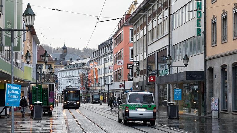 Die Polizei kontrollierte an Weihnachten die Einhaltung der Corona-Maßnahmen. Die Polizei kontrollierte an Weihnachten die Einhaltung der Corona-Maßnahmen.