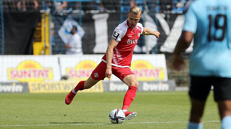 In der Innenverteidigung der Würzburger Kickers gesetzt: Lars Dietz In der Innenverteidigung der Würzburger Kickers gesetzt: Lars Dietz