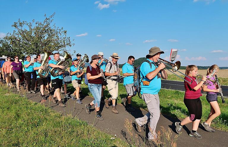 Die Musikkapelle sorgte für den musikalischen Rahmen bei der Wallfahrt. Die Musikkapelle sorgte für den musikalischen Rahmen bei der Wallfahrt.