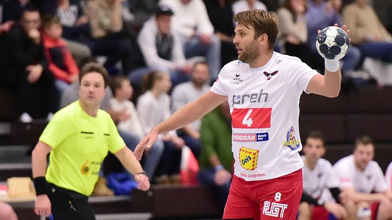 Auch auf die Routine von Michal Panfil (am Ball) setzt der HSC Bad Neustadt im ersten Heimspiel der Abstiegsrunde gegen den TSV Lohr. Auch auf die Routine von Michal Panfil (am Ball) setzt der HSC Bad Neustadt im ersten Heimspiel der Abstiegsrunde gegen den TSV Lohr.