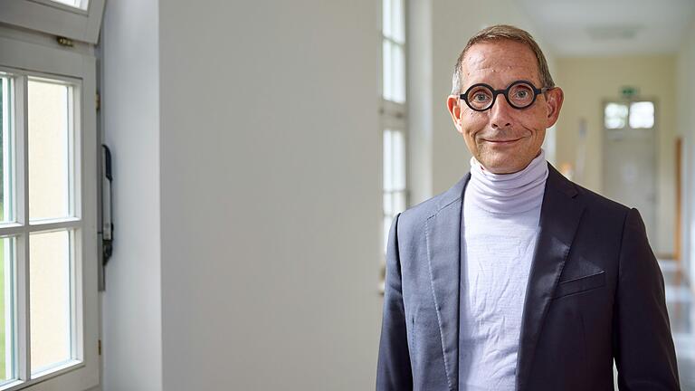 Professor Bönsch, der ärztliche Direktor des Bezirkskrankenhauses in Lohr, wünscht sich ein Umdenken im Umgang mit chronischen Schmerzen. Professor Bönsch, der ärztliche Direktor des Bezirkskrankenhauses in Lohr, wünscht sich ein Umdenken im Umgang mit chronischen Schmerzen. 